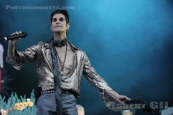 PERRY FARRELL'S KIND HEAVEN ORCHESTRA - 2019-07-20 - PARIS - Hippodrome de Longchamp - Alternative Stage - 